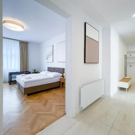 Elysian Apartman *